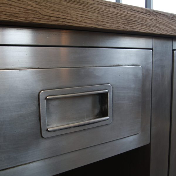 Distressed Aluminium